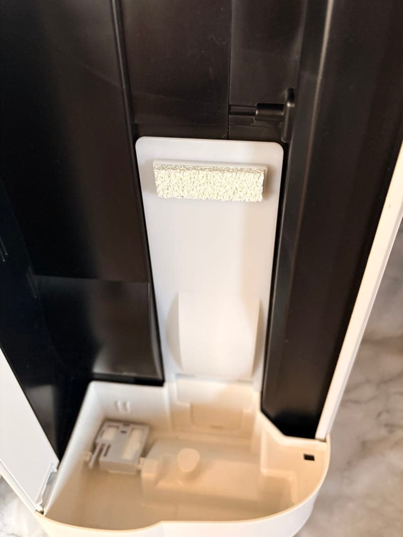 七味 　2023年製　加湿空気清浄機 SHARP KI-RS50-W