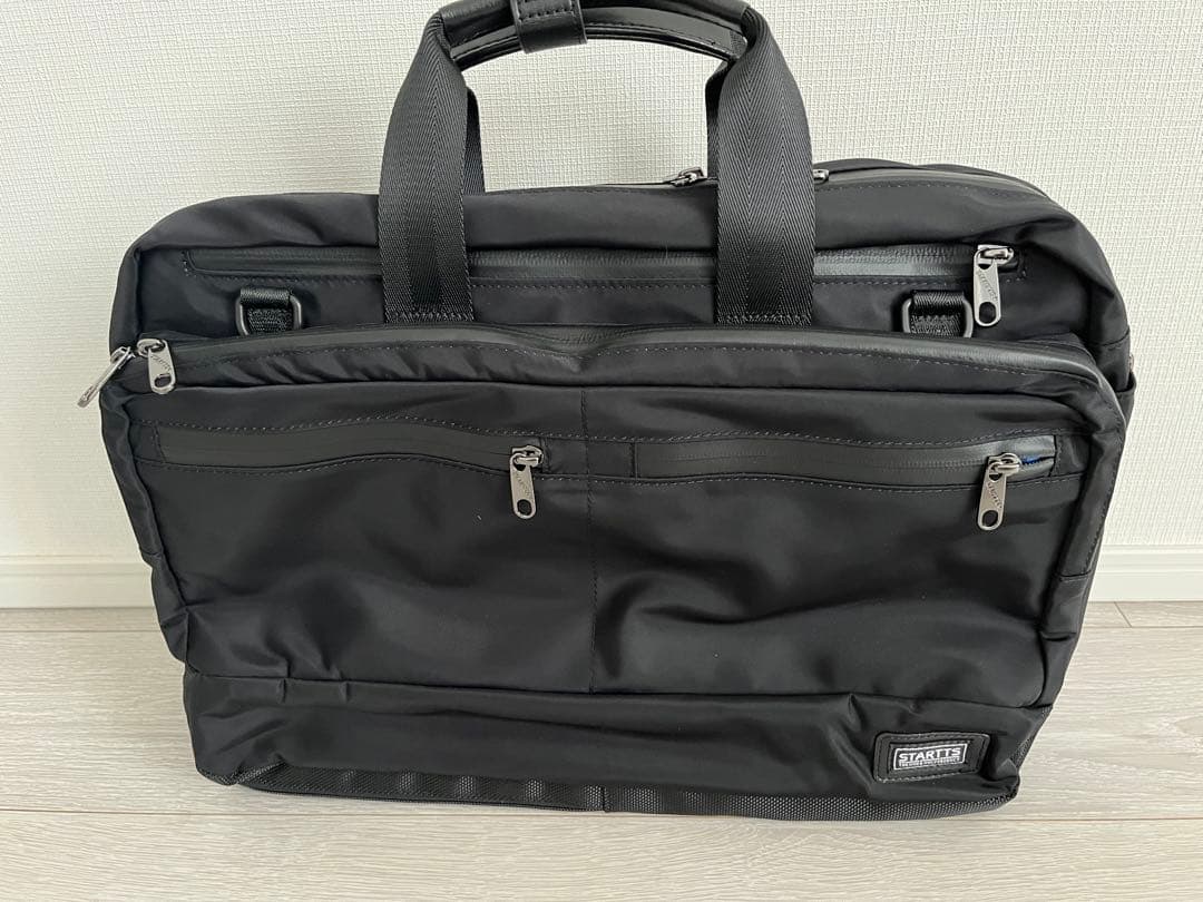 【新品未使用 】STARTTS ビジネスバッグ　ブラック