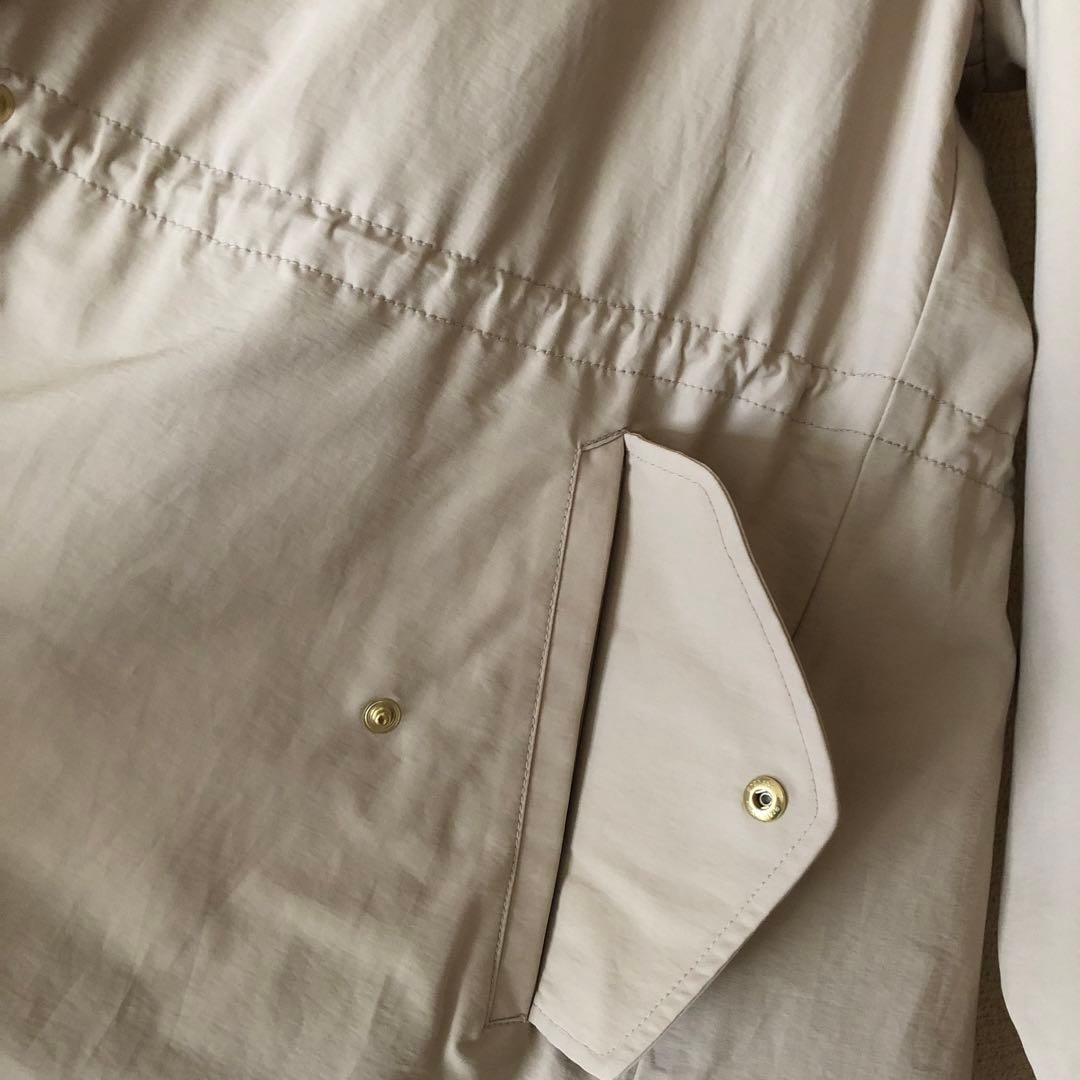 ロングコート　ブラウスは付きません！