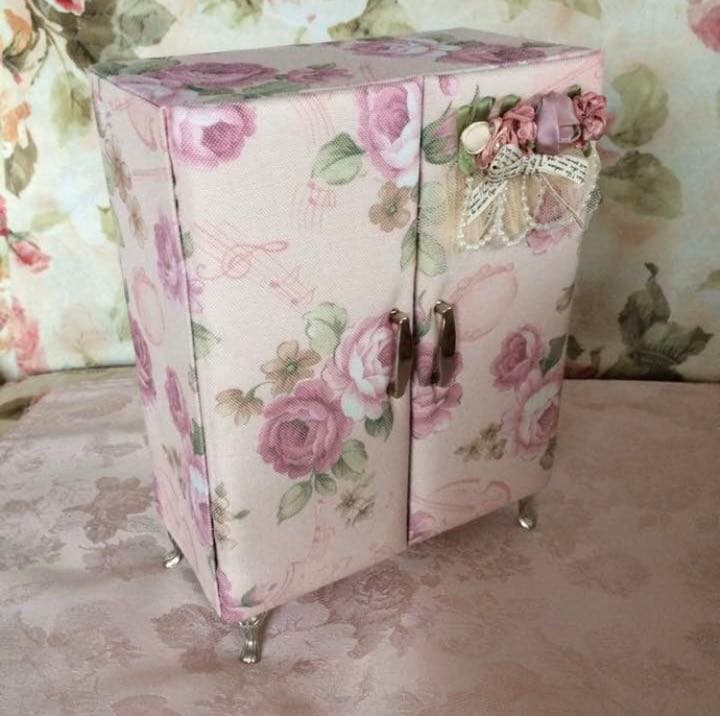 新品☆猫脚クローゼット&ドレッサー型ジュエリーBOX ドールハウス インテリア