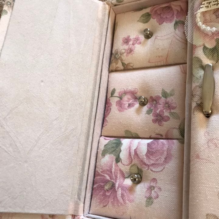 新品☆猫脚クローゼット&ドレッサー型ジュエリーBOX ドールハウス インテリア