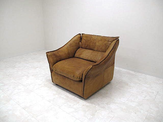 希少品ヴィンテージ　フランス　ジェラール・ゲルモンプレ　総革ソファ 本革1人掛け