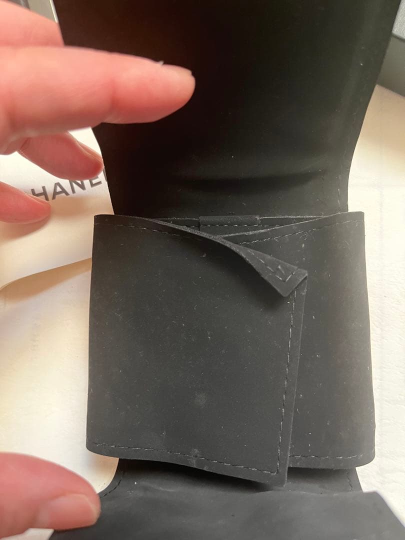 新品！シャネルchanel★ロゴブローチ