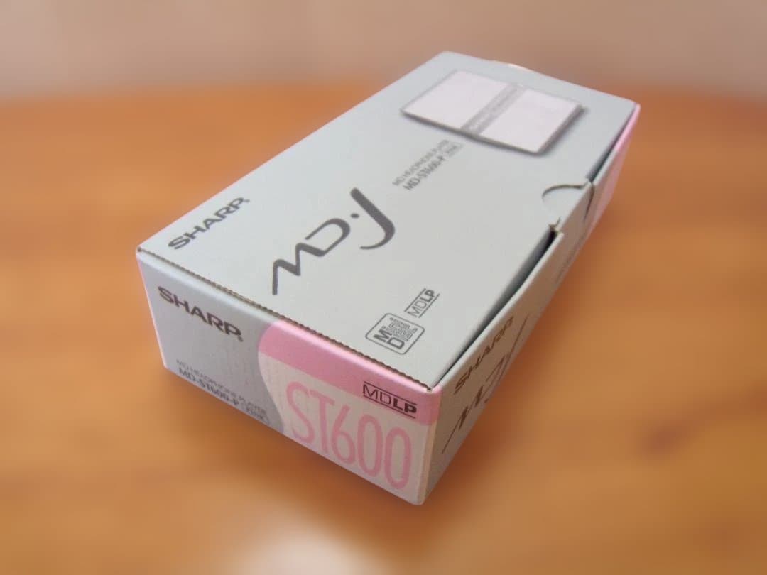 希少・新品・未使用 SHARP MD-ST600-P ポータブルMDプレーヤー