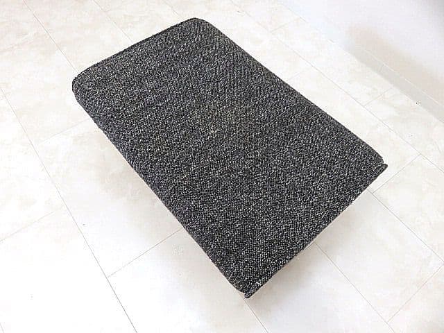 展示品　飛騨産業/キツツキ　「森のことば」オーク無垢材スツール　SN14S