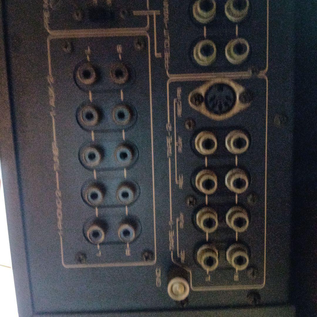 ONKYO インテグラA755N11/100 出力100Wです。