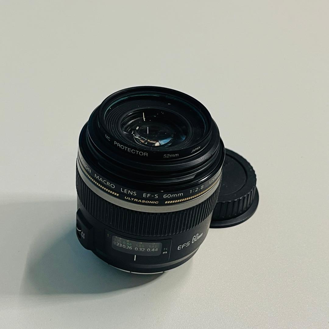 Canon EFS60mm　レンズf/2.8 Macro USM