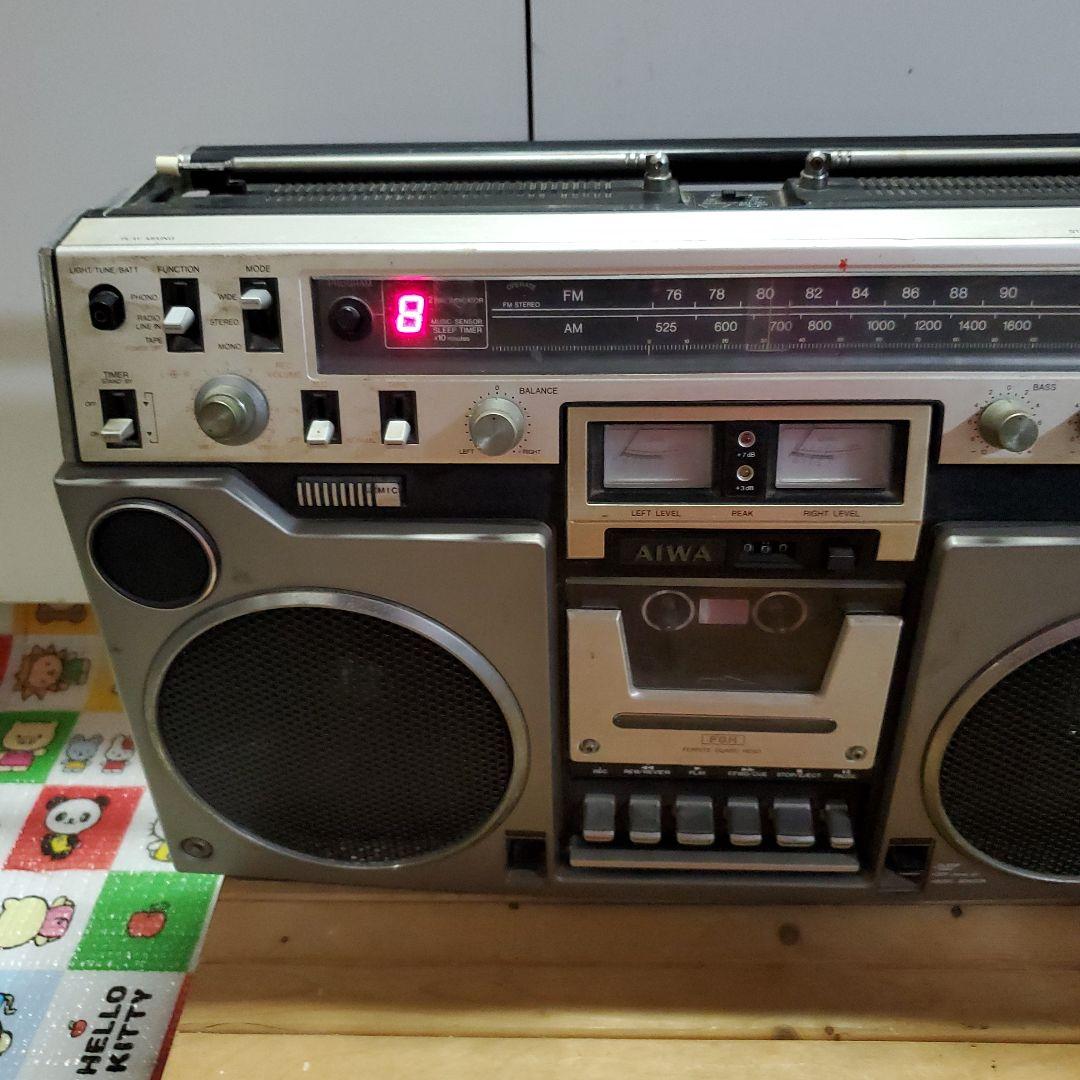 AIWA　昭和レトロ　 ラジオ　カセットレコーダー　通電確認済み　訳あり