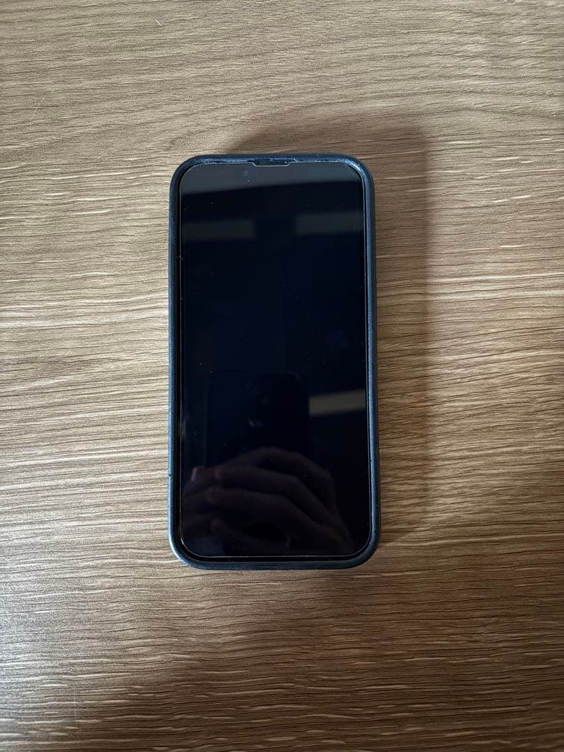 iPhone 13 128GB Simフリー 背面割れ 画面無傷