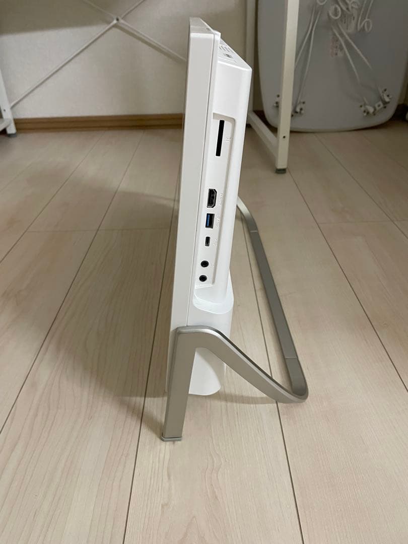 Fujitsu ESPRIMO FH70/D1FMVF70D1WデスクトップPC