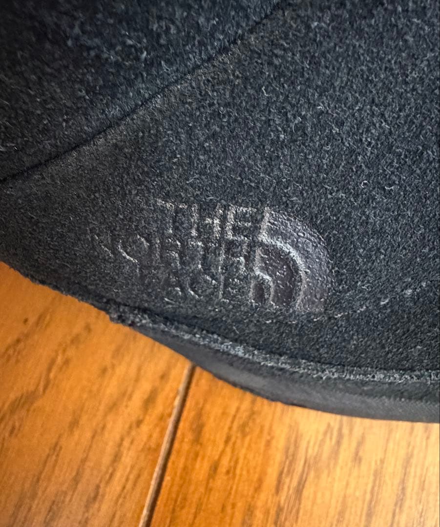 ヌプシ ブーティ ウォータープルーフ スエード　7 ブラック