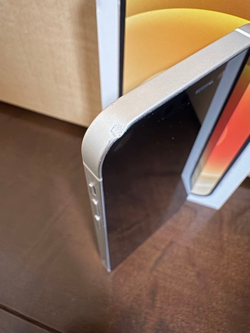 スマートフォン本体 Apple iPhone12 White 64GB