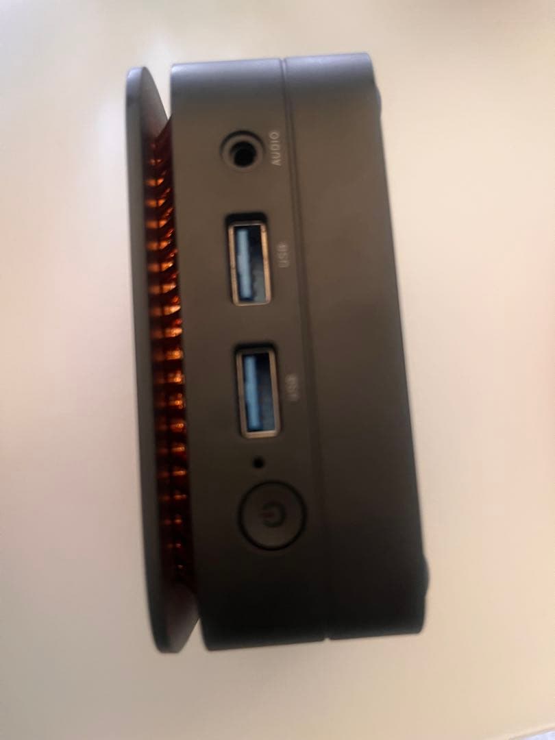 NiPoGi E1 ミニPC