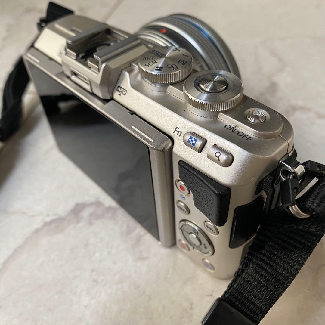 【ジャンク品】OLYMPUS PEN Lite E-PL7 ミラーレスカメラ