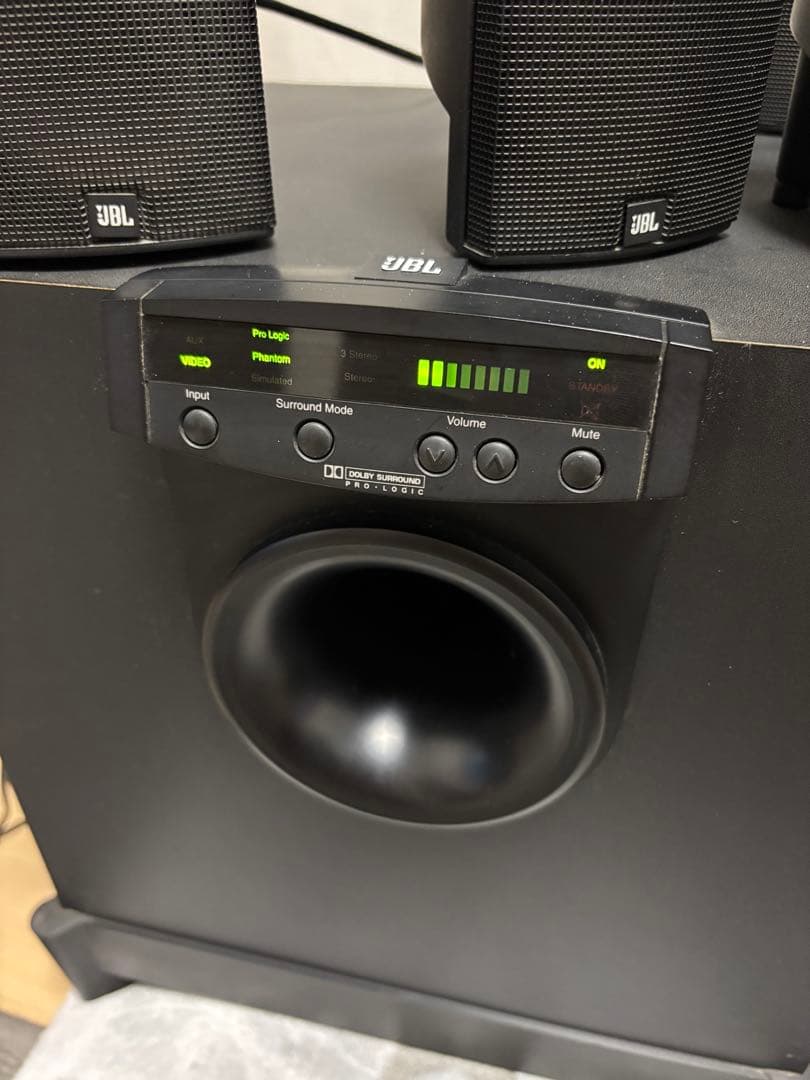 JBL ESC300 サラウンドシステム