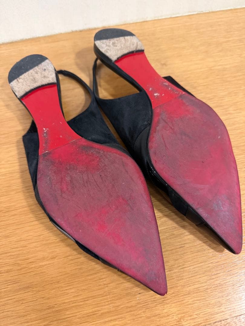 【⭐︎ジャスミン87さん専用⭐︎】Christian Louboutin 黒パンプス