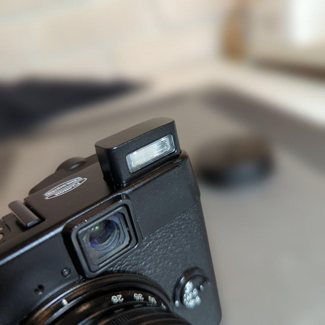 ♫超美品　Fujifilm X10 コンパクトデジタルカメラ