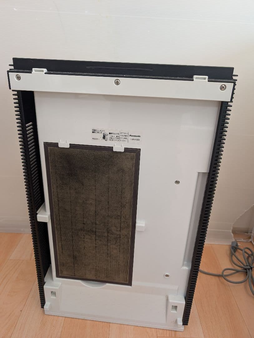 パナソニック 次亜塩素酸空間除菌脱臭機　F-MV1000ジアイーノ