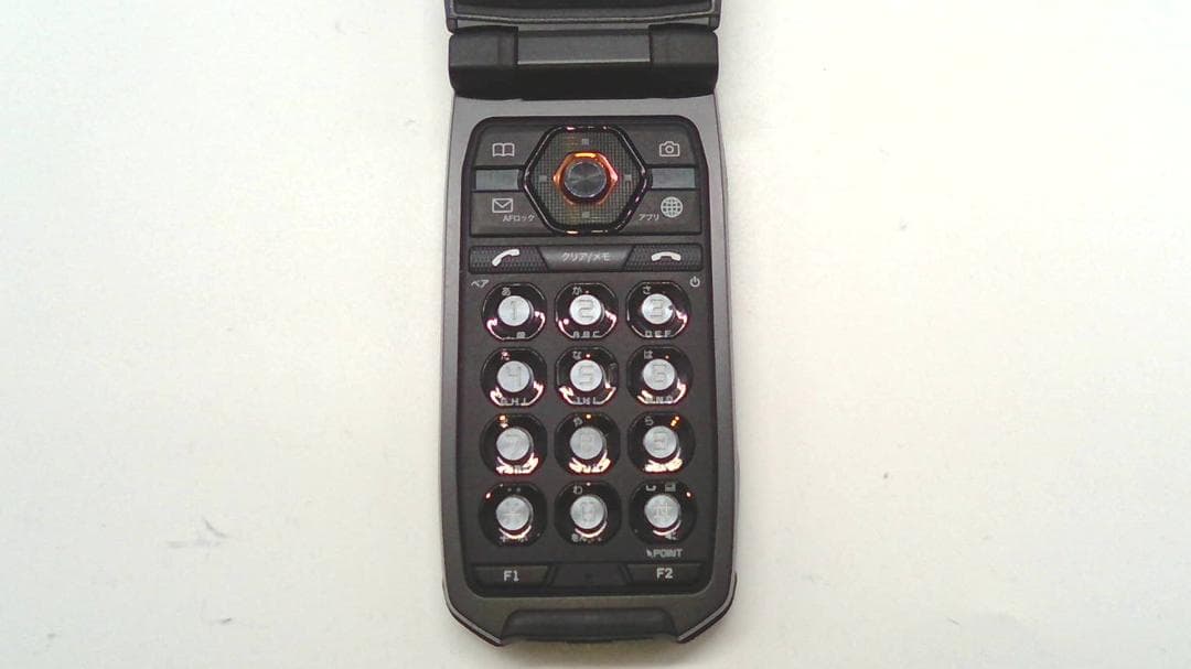 MC1064 KYY31 au ブラック SIMロック解除済み