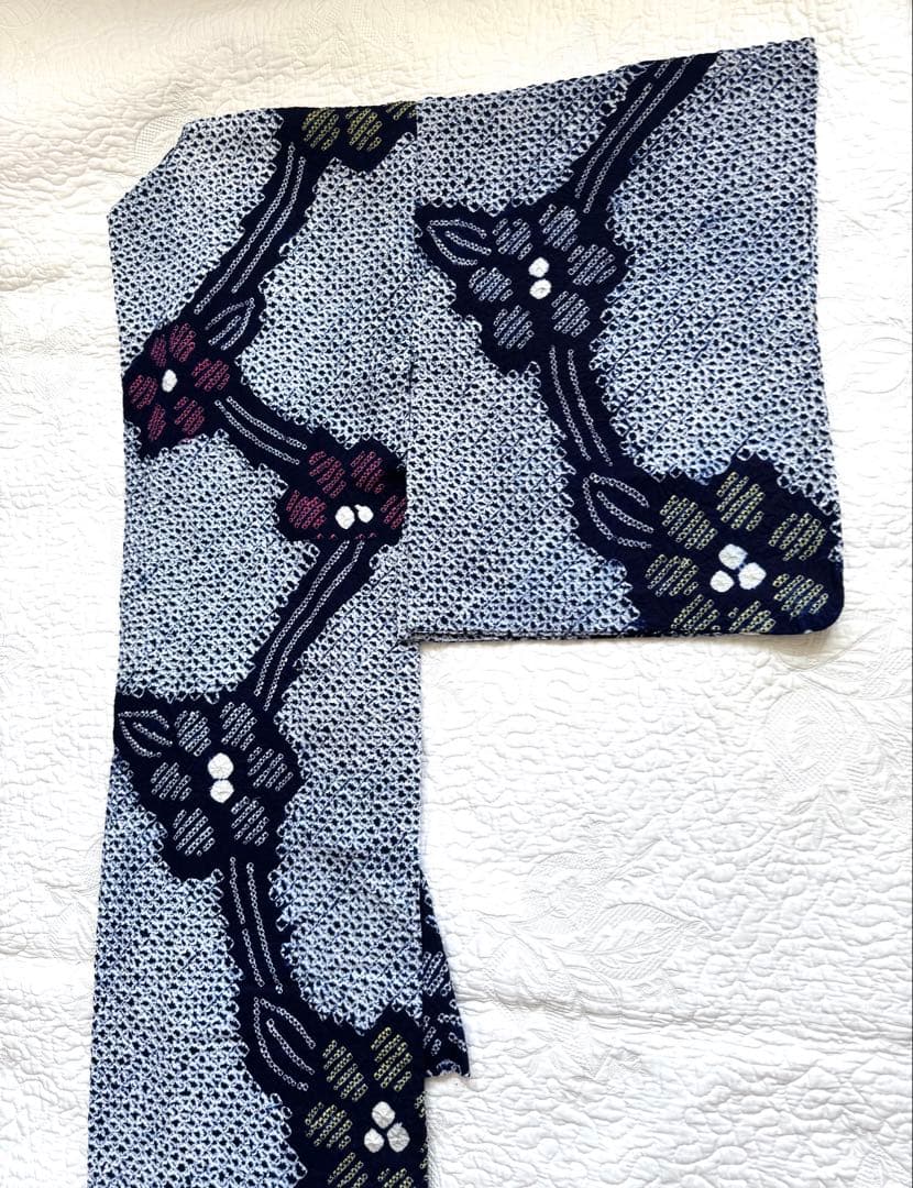 粋な大人の浴衣 ◆ 有松絞り 枝花文 シンプルで粋な柄