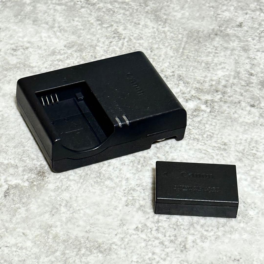 専用☆程度良好☆キヤノン EOS R100 RF-S4.5-6.3 IS STM