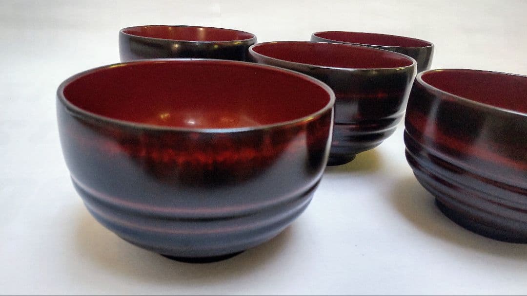 三筋まり椀/曙 天然木 高級美術漆器 うるし塗装 黒と赤の汁椀5個セット