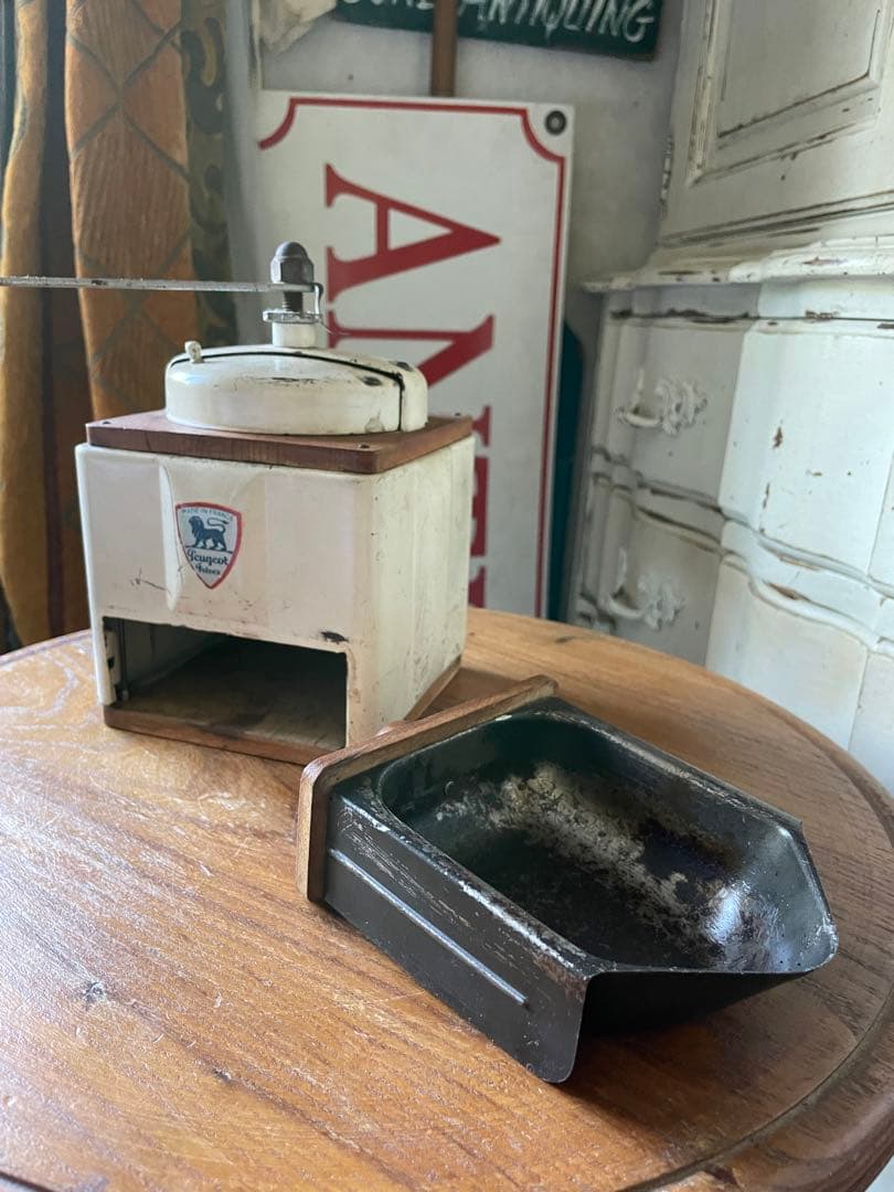 フランス　アンティーク　プジョー　コーヒーミル　アイボリー　グラインダー　メタル