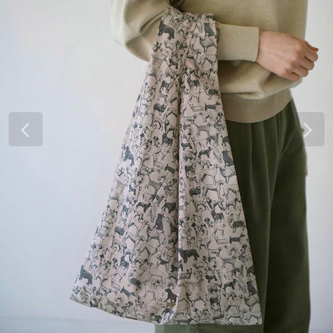 HUGOWAR New Dog Paradise pt. マルチバッグ（M）雅姫