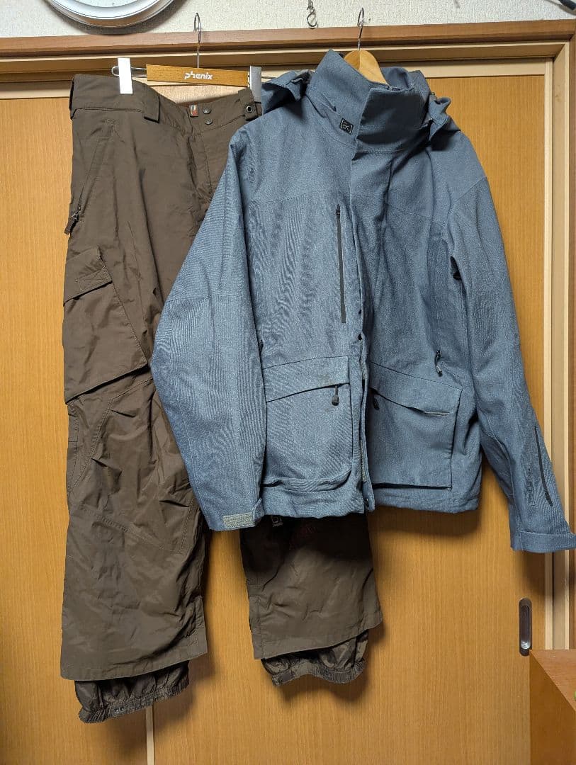 バートン　ゴアテックス　スノーボードウェア　上下セット