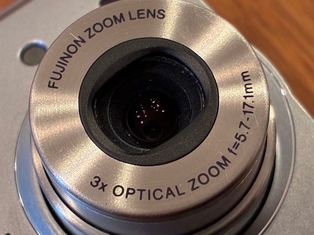 【動作確認済】FUJIFILM FinePix A203 オールドデジカメ 美品