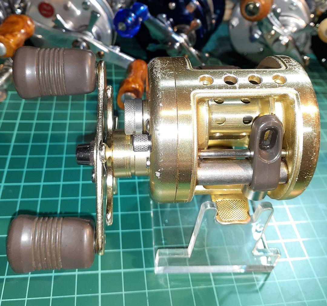 シマノ カルカッタ100XT