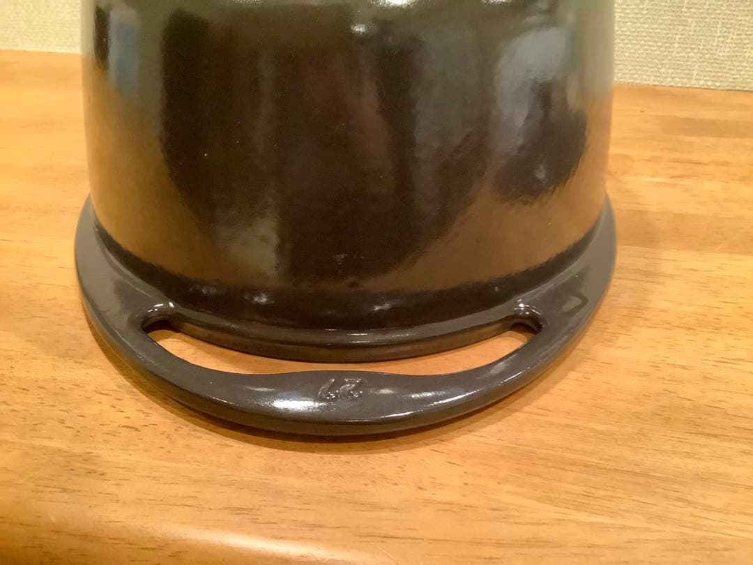 ルクルーゼ センセーションシリーズ 鋳鉄鍋 オーバルココット　27cm ショコラ