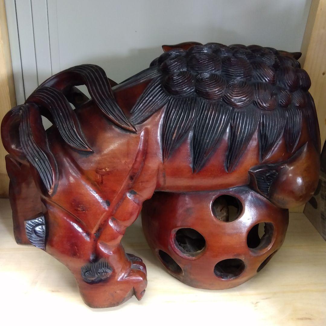 木製玉乗り獅子彫刻 　左玉乗り　②　厄除け