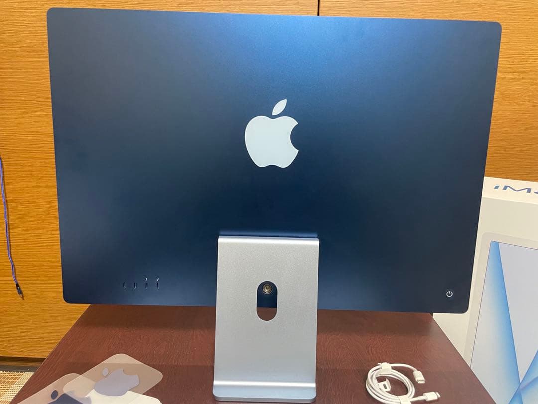 iMac 24インチ M1 8GB 256GB 2021年 MGPK3J/A