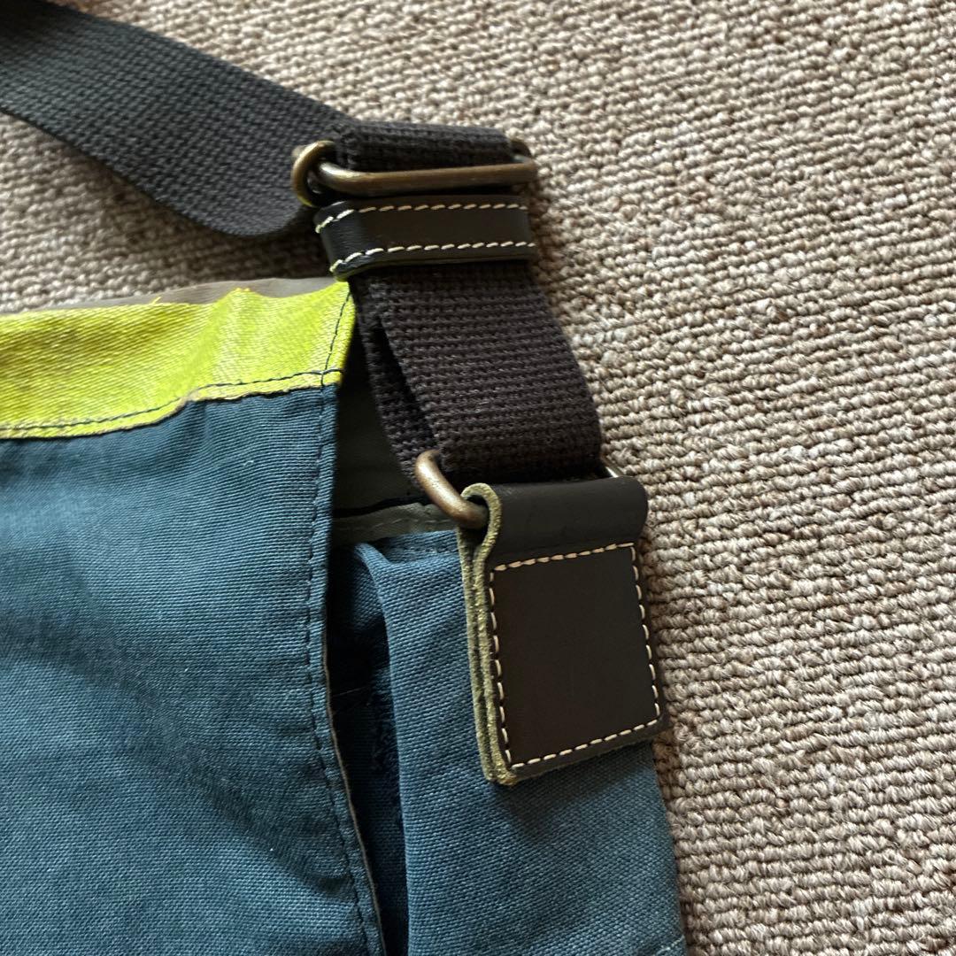 バ*ィ様 消防服を再利用・リデザイン　メッセンジャーバッグ　川崎　一点もの