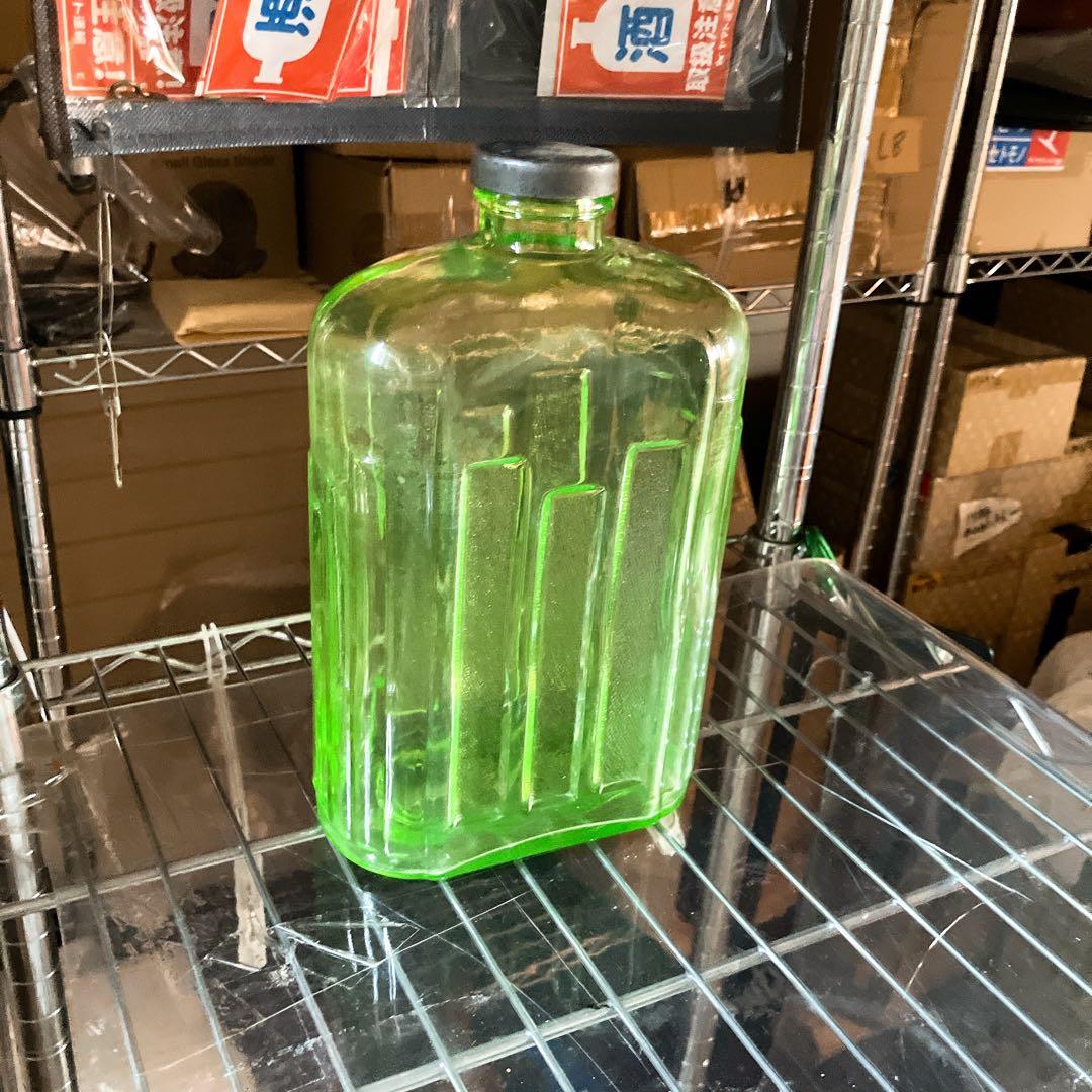 ウランガラス　2L ウォーターボトル　ディプレッショングラス　大正浪漫　アメリカ
