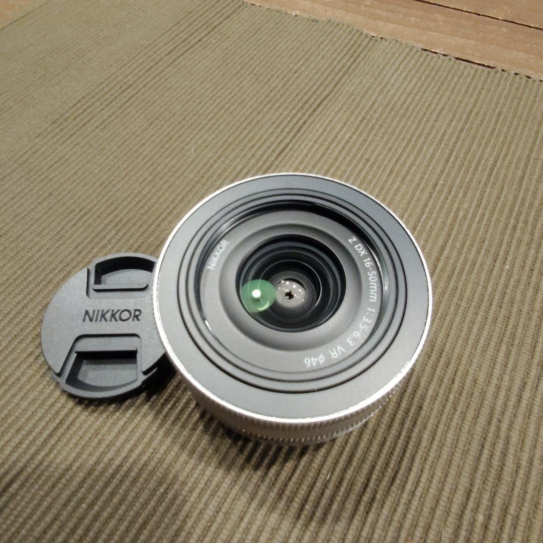 Nikon Z fc 16-50 VR レンズキット シルバー