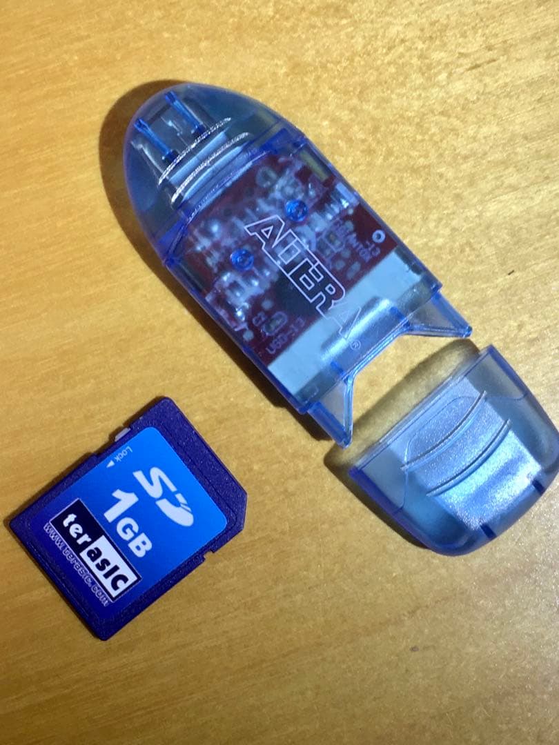 Altera Cyclone II と III FPGA 開発ボードセット