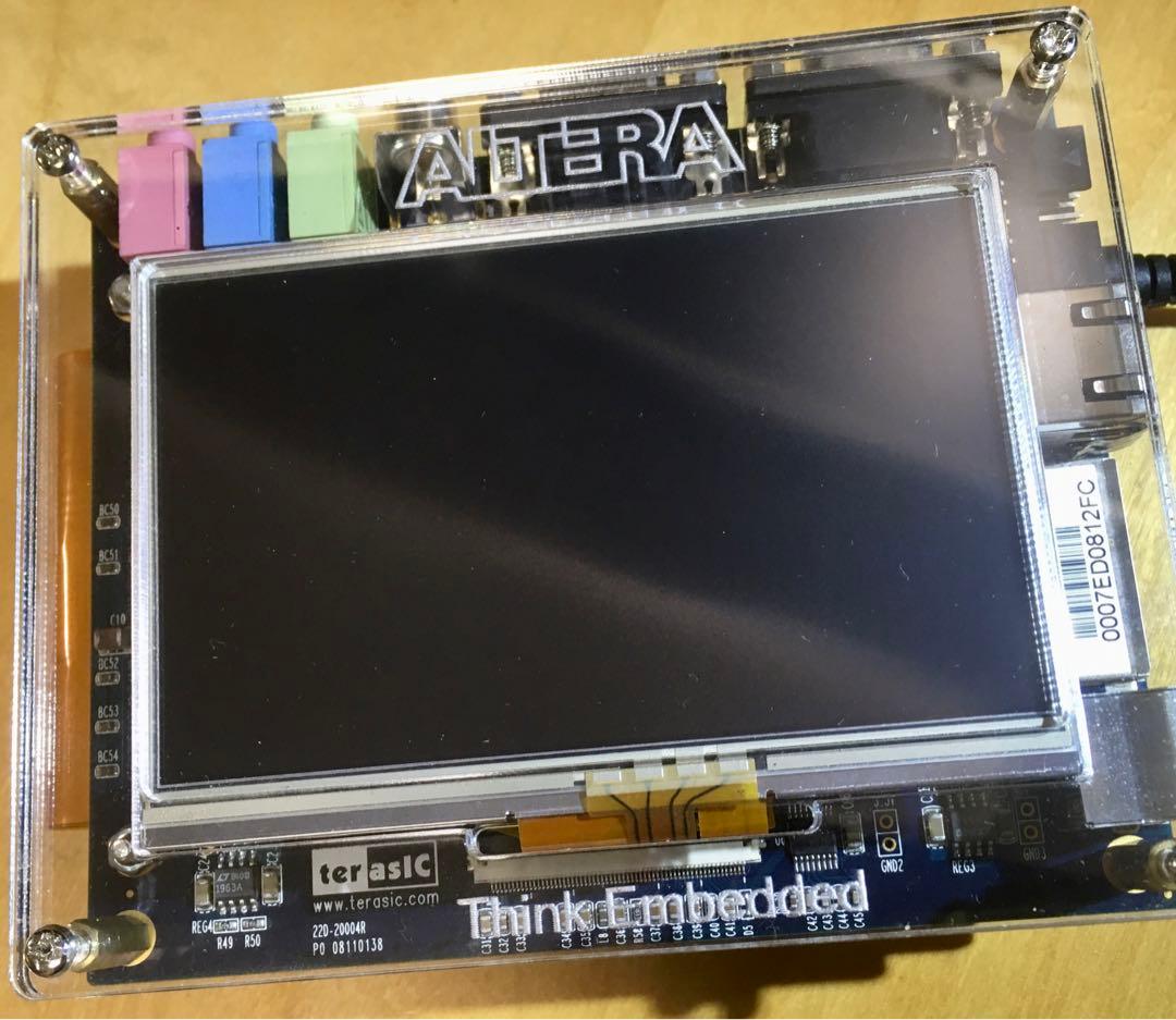 Altera Cyclone II と III FPGA 開発ボードセット