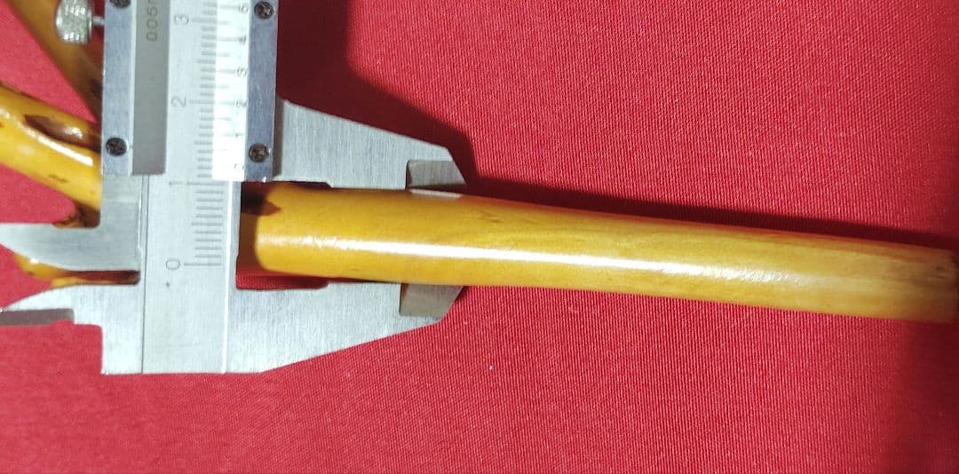 ヘラブナ釣り万力・希少天然杜松 弓型万力・杜松竿枕１点物希少です