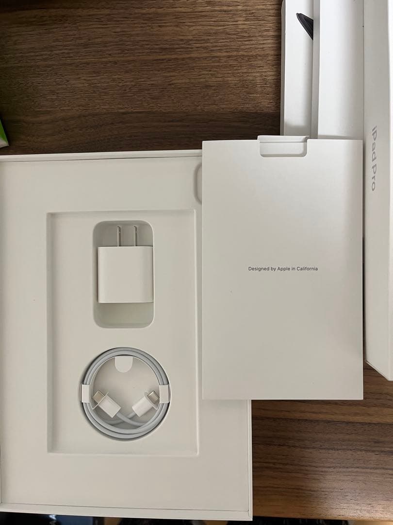 iPad Pro 11インチ Wi-Fiモデル 128GB 付属品セット