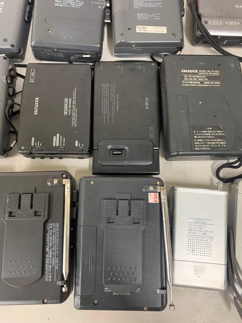 ポータブルプレーヤー まとめ売り.カセットプレーヤー.CDプレーヤーsony