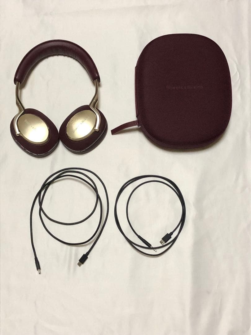 Bowers & Wilkins Px8 ワイヤレスヘッドフォン