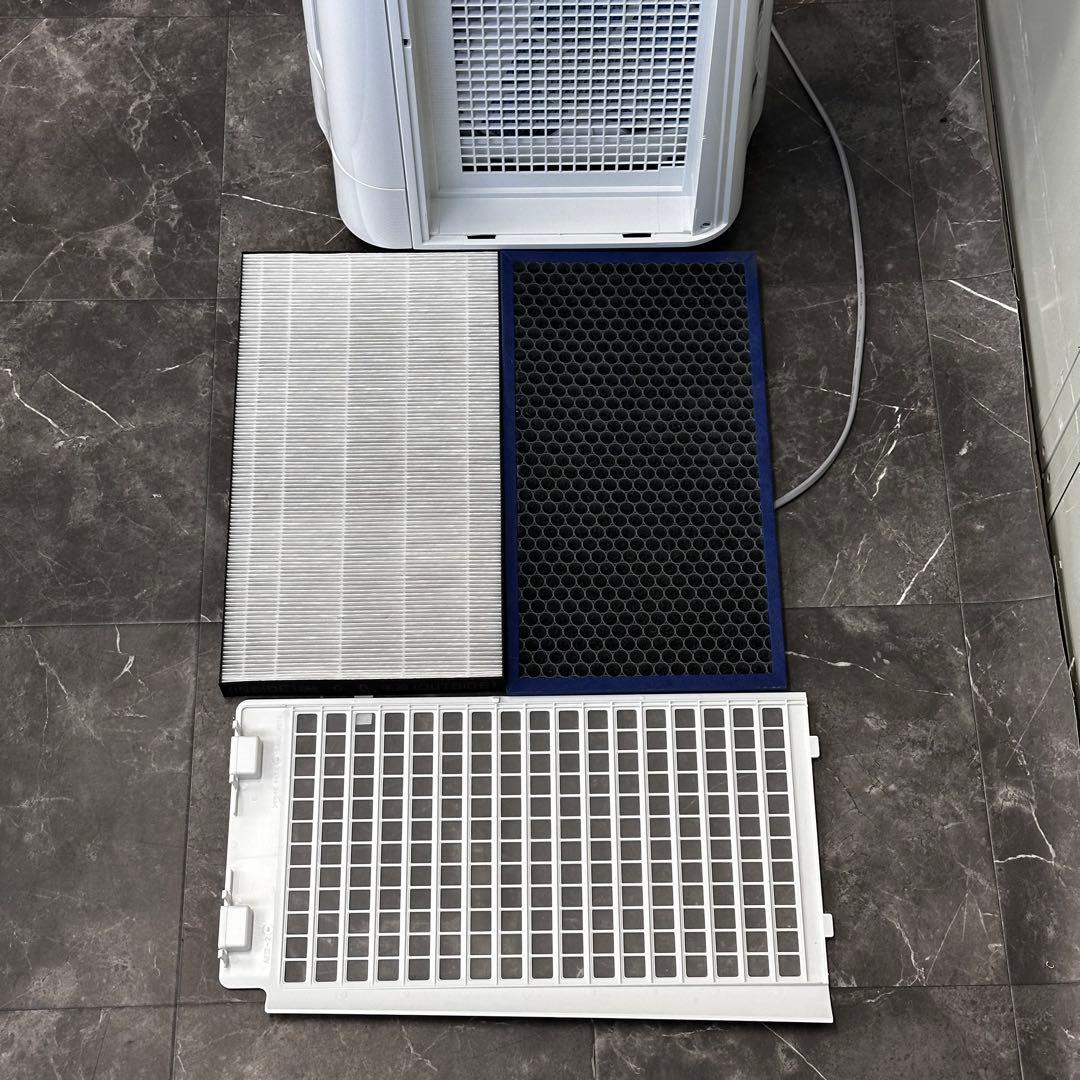 ◯送料込！2025年製 SHARP 加湿空気清浄機 KC-S50-W