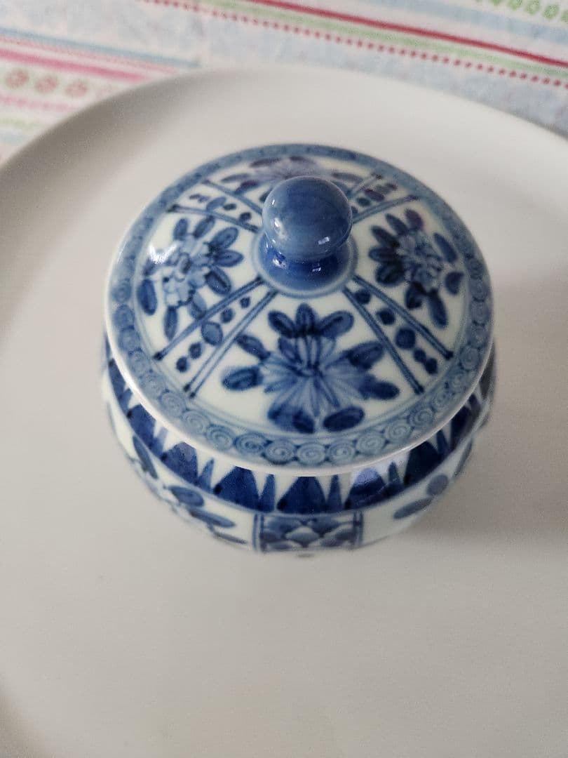 限定！　美品　レア　有田焼　古伊万里　富貴長春　蓋付き壺