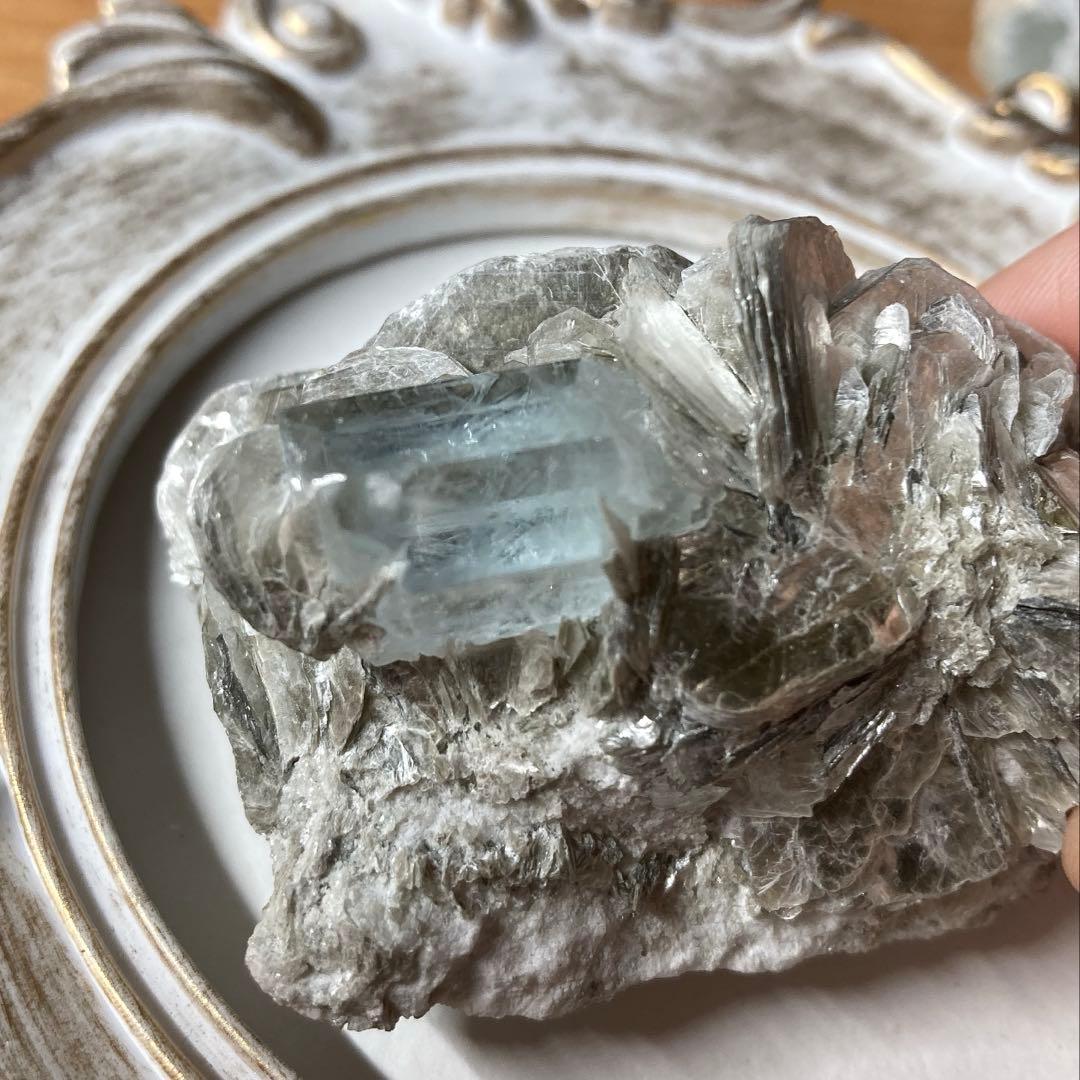 ナガール　アクアマリン　モスコバイト共生鉱　スカルドゥ