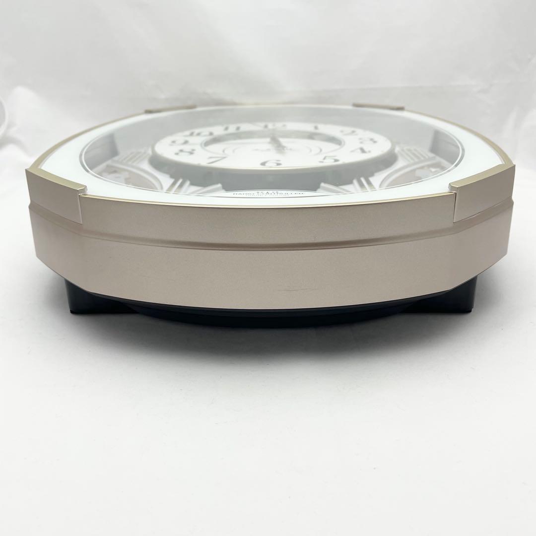 【極美品】スモールワールド 電波からくり掛時計 4MN551RH03