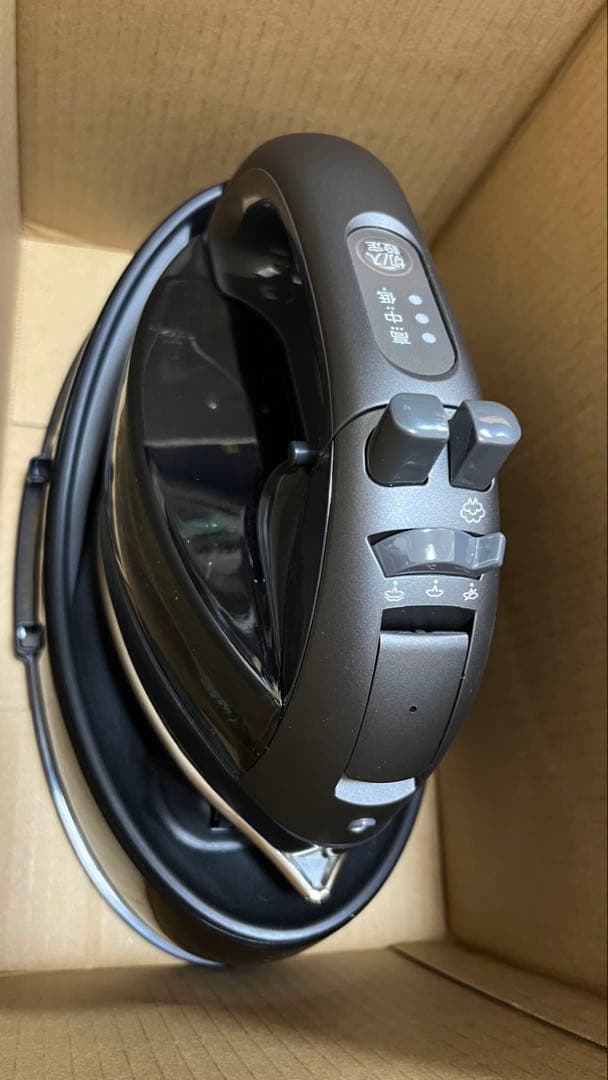 Panasonic スチームアイロン 黒 NI-WL709-K