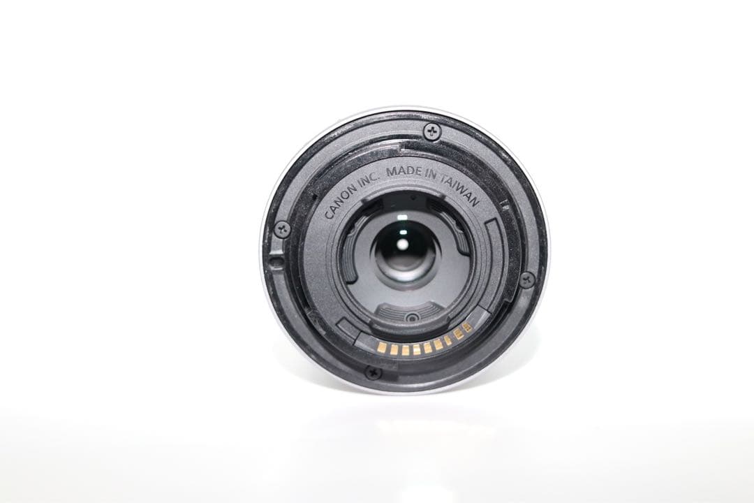 ☆美品【Canon】EOS Kiss M2 + 15-45mm キャノン