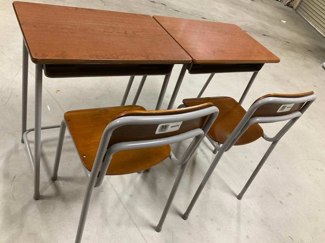 最終のご案内 ⭐️美品⭐️ 学習机 学校の机と椅子　各2セット